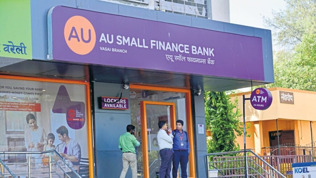 ausmallfinance_1753868209192_1753868238630_1753868352756_1754575384685.jpg