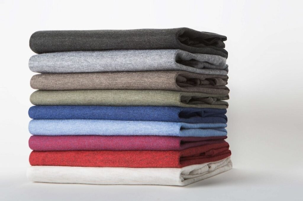 bmedia-resources-product-photos-tshirtstack-vxr0c3r_316171.jpg