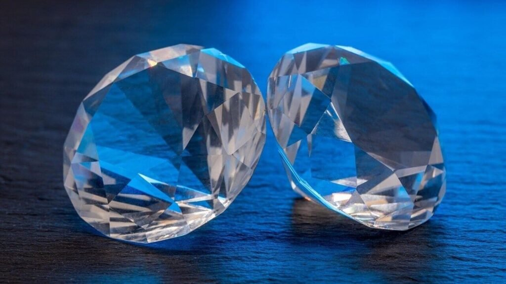diamonds_1754984197180_1754984197315.jpg