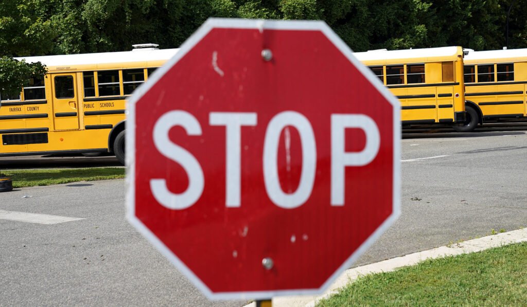 fairfax-county-bus-stop-sign.jpg