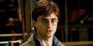 harry-potter-daniel-radcliffe-looking-nervous-in-the-harry-potter-movies.jpg