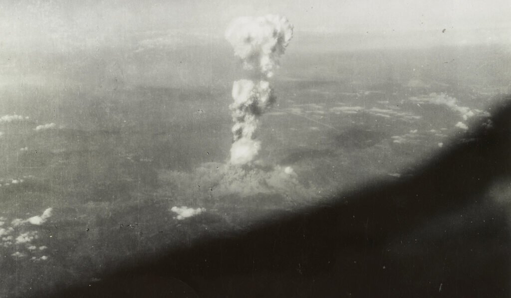 hiroshima-atomic-bomb-detonation.jpg
