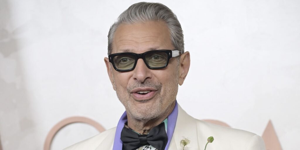 jeff-goldblum-at-the-97th-academy-awards-arrivals.jpg