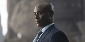 lance-reddick-smiling-as-zeus-1.jpg