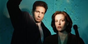 mulder-and-scully-in-a-promotional-image-for-the-x-files.jpg