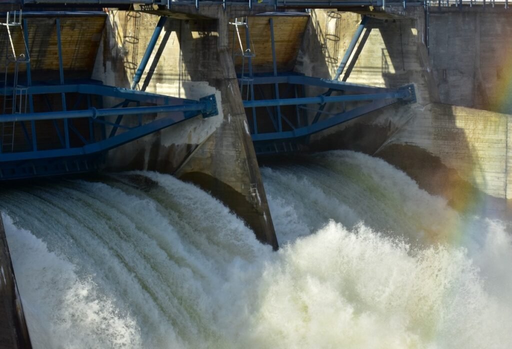 norway-dam-russia-hack-1281274181.jpg