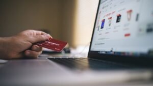 online_shopping_1709199434330_1754658299698.jpg