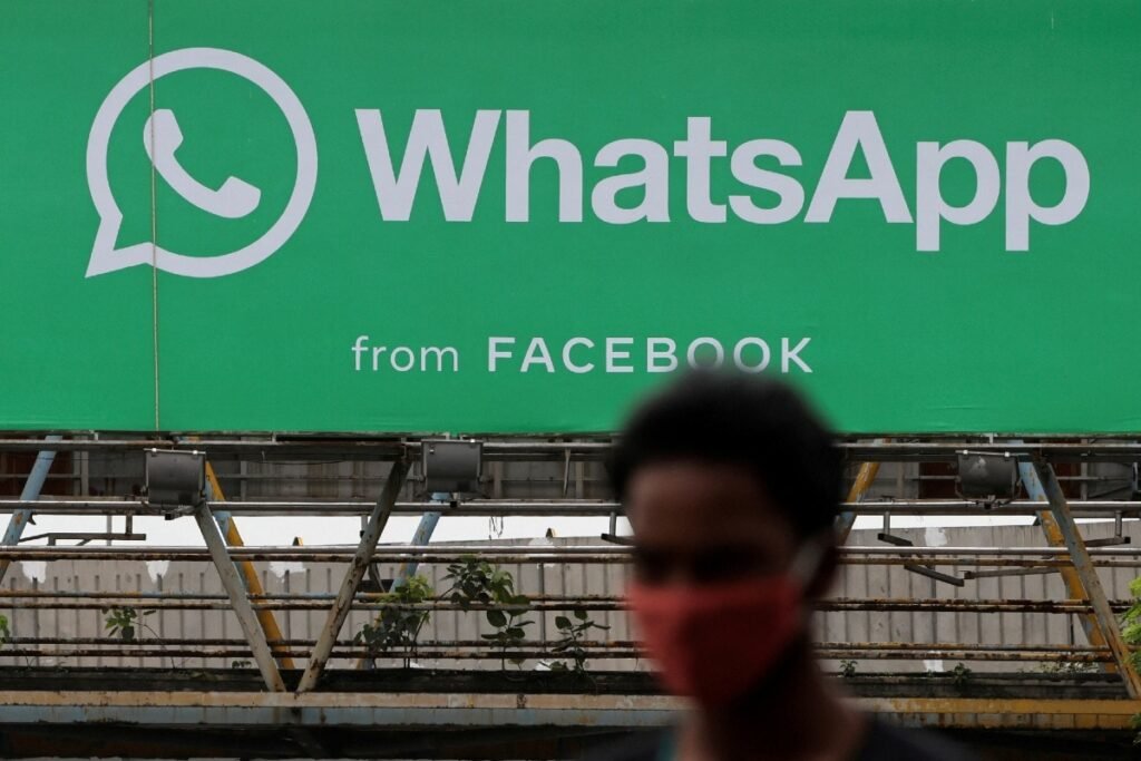 whatsapp_pay_india_head_resigns_1671034667044.jpg