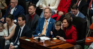 011425-Senate-Opening-EH-06_maxHeight_3000_maxWidth_3000.jpg