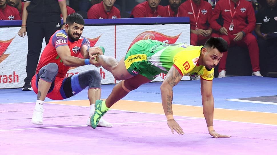 1821451-up-yoddhas-beat-patna-pirates.jpg