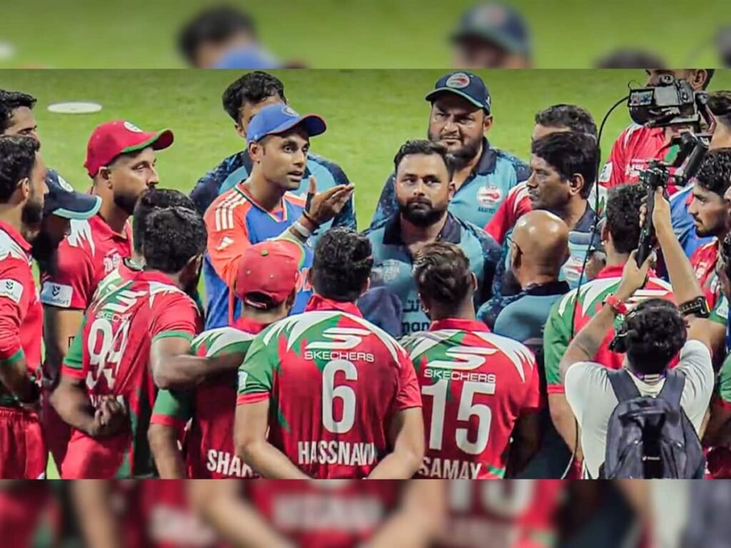 1832046-suryakumar-yadavs-heartwarming-gesture-for-oman-players-wins-hearts.jpg