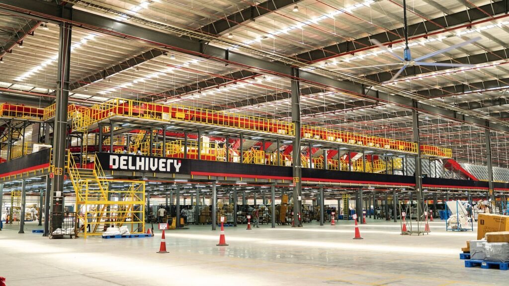 An-automated-sortation-centre-at-Delhivery-s-truck_1689877048934_1757255144206.jpeg