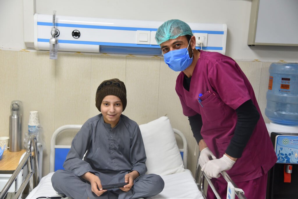 Distribution-of-gifts-to-cancer-patients-on-International-Childhood-Cancer-Day-2025.jpg