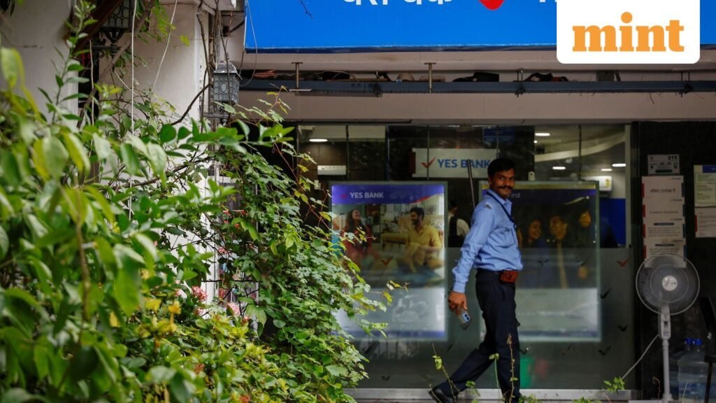 INDIA-BANKS-2_1726163583363_1758589202666.JPG