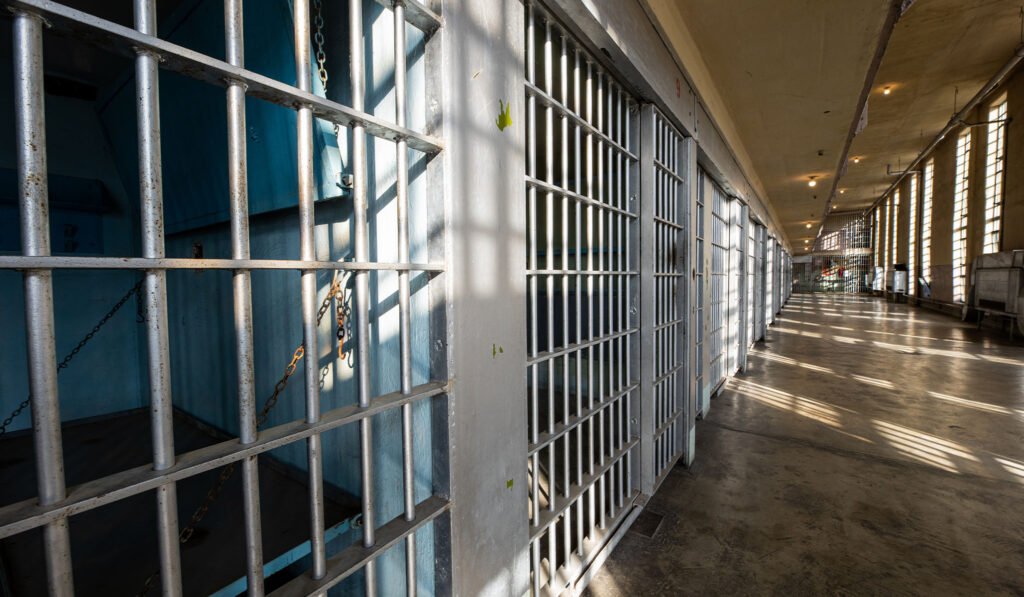 Prison-2.jpg