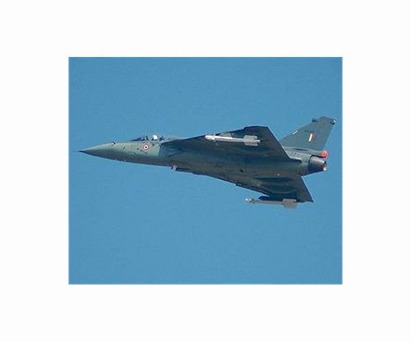 india-fighter-jet-tejas-hg.jpg
