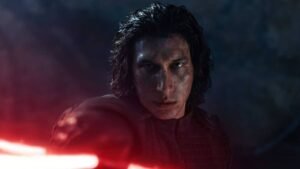 kylo-ren-pointing-his-red-lightsaber-toward-the-viewer.jpg