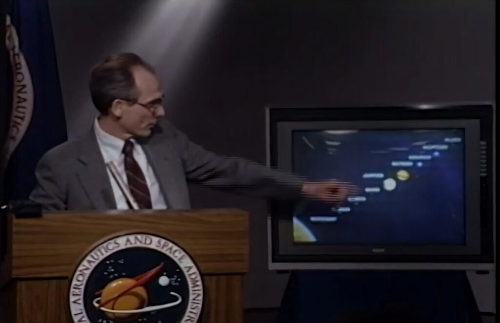 vintage-nasa-see-voyag.jpg