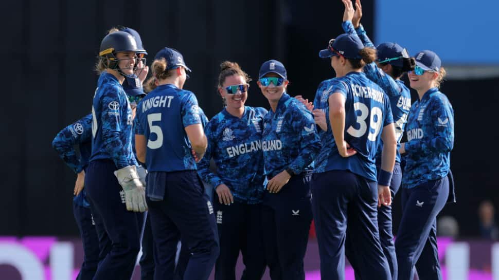 1839884-england-win.jpg
