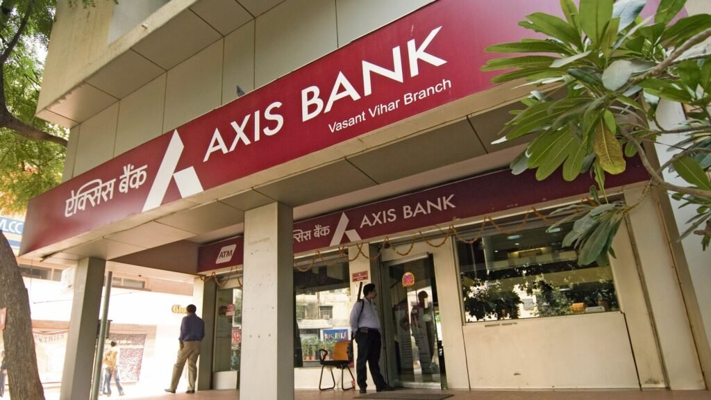 2-0-155704805-Axisbank-branch2-4C-0_1681099719212_1760546351936.jpg