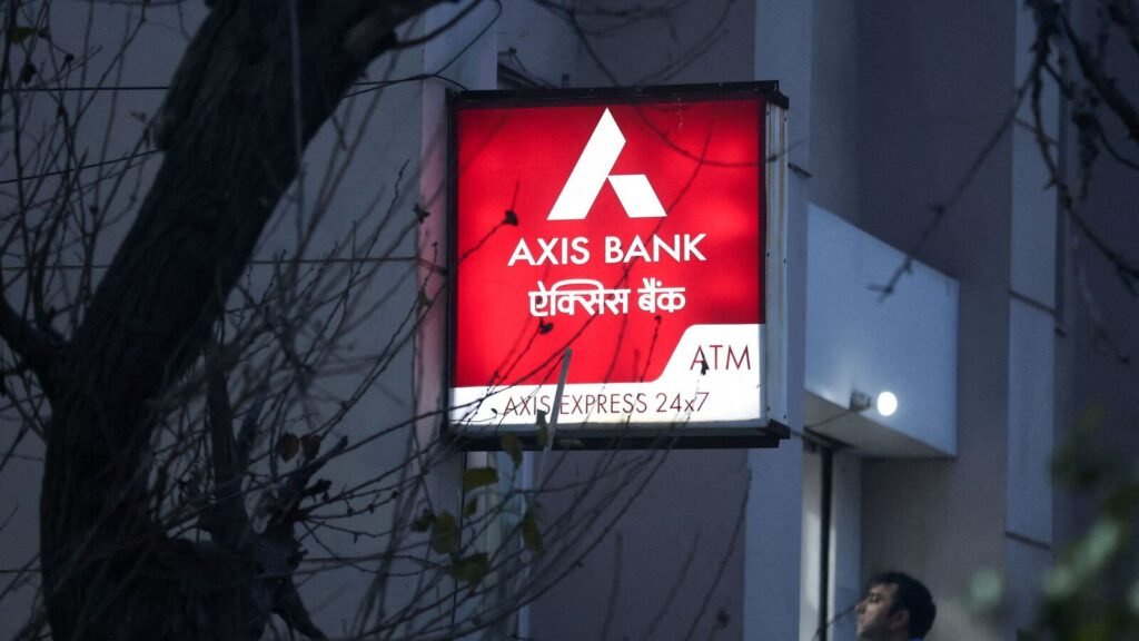 MAXLIFE-STAKE-AXIS-BANK-0_1725946949651_1760443218836.JPG