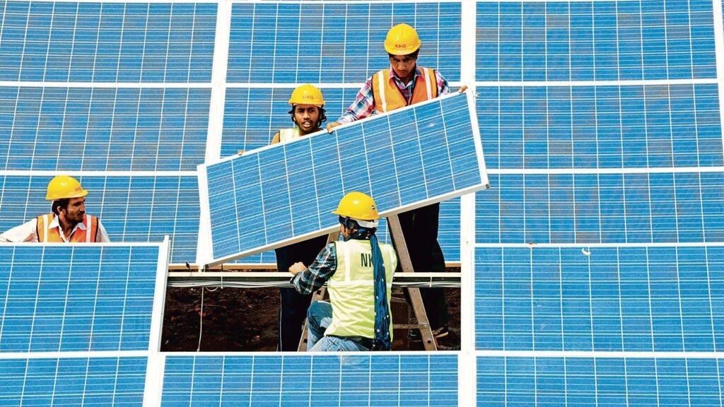2-0-1280232835-solarpanel-4-0_1679553559661_1762188353613.jpg