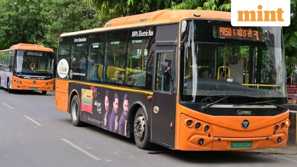 E-buses-stationed-at-Phaphamau-on-Thursday-Anil-_1762851599850_1762851617507.jpg