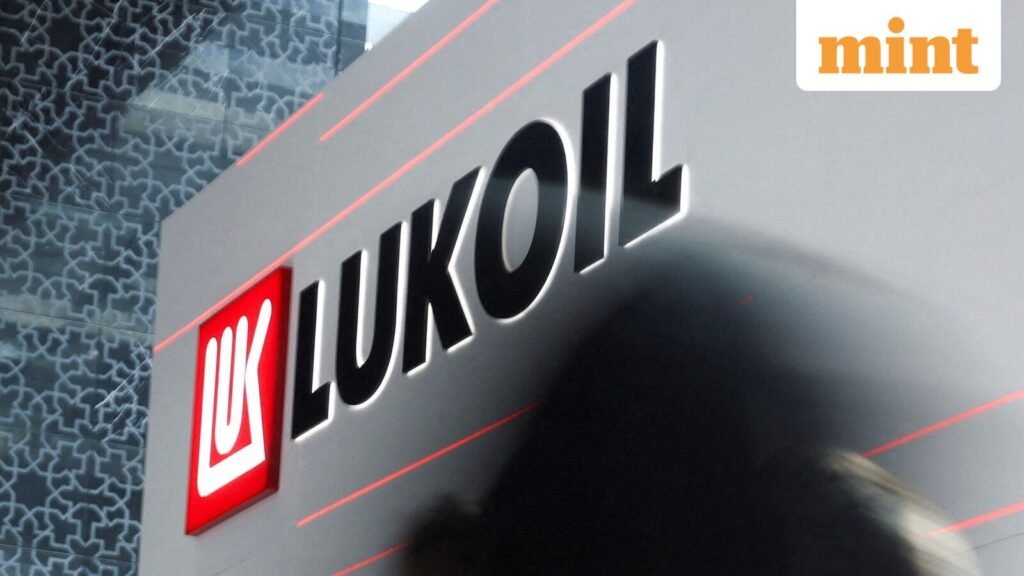UKRAINE-CRISIS-RUSSIA-LUKOIL-0_1764064882015_1764064905773.JPG