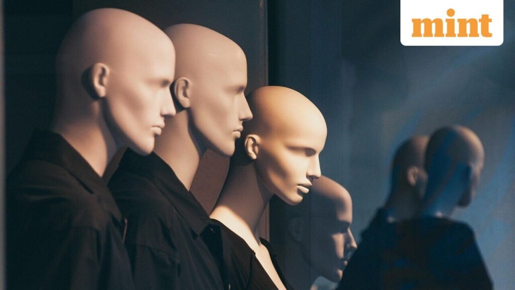 clothes_1762762122088_1762762122230.jpg