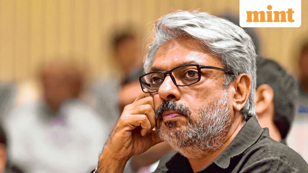 2-0-850473617-sanjayleela-1_1679653199029_1765883537808.JPG