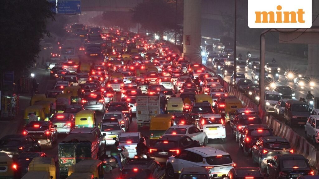 Traffic-Jam-11_1767775868678_1767776296335_1769425076061.jpg