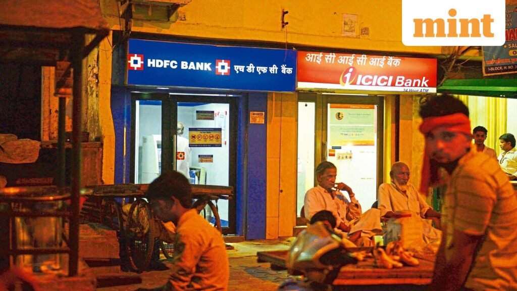 2-0-731964598-icici-hdfc-0_1680335541146_1773883580033.jpg