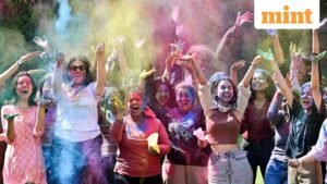 Students-playing-Holi-at-Panjab-University-campus-_1772584315091_1772584323258.jpg