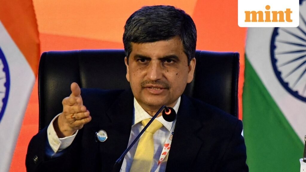 INDIA-ECONOMY-0_1683553955609_1775732920984.JPG